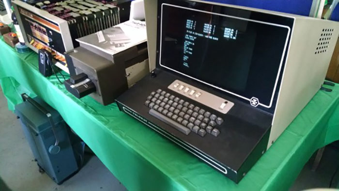 مینی کامپیوتر PDP-8/E