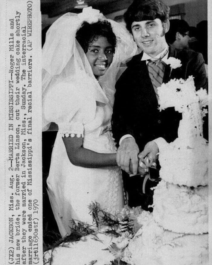 Berta and Roger Mills, Mississippi’s first interracial wedding, 1970 | interracial marriage photo