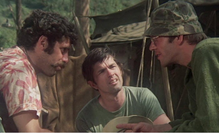 فیلم بیمارستان جراحی سیار ارتش - M*A*S*H*