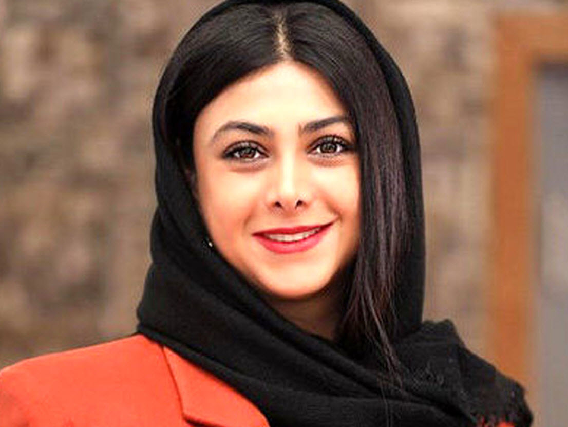 آزاده صمدی