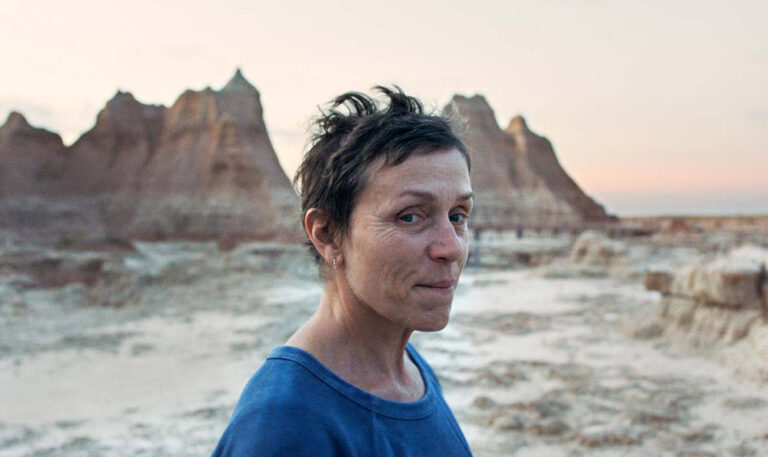 فیلم Nomadland (2020)