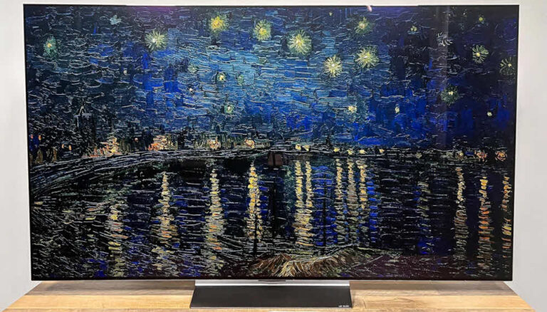 تلویزیون QLED در مقابل OLED در مقابل LED