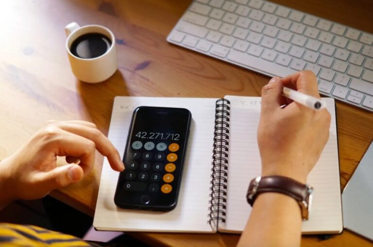 چگونه عاقلانه پول خرج کنیم؟