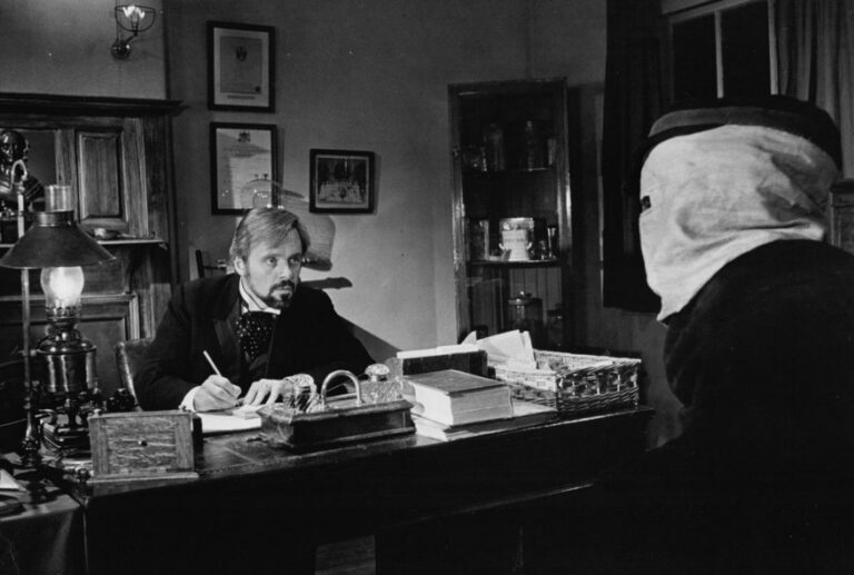 فیلم مرد فیل‌نما- The Elephant Man 1980
