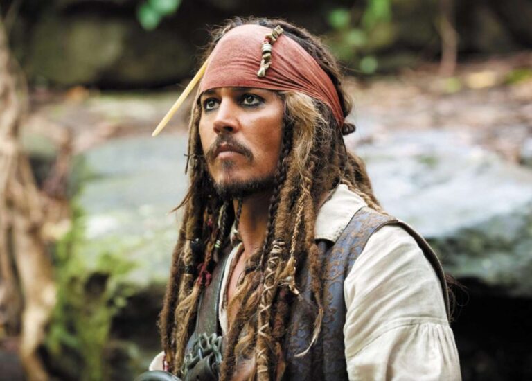 جک اسپارو - جانی دپ - دزدان دریایی کارائیب Jack Sparrow - Johnny Depp - Pirates of the Caribbean