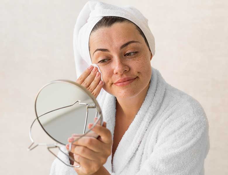 پوست چرب و مرطوب کننده