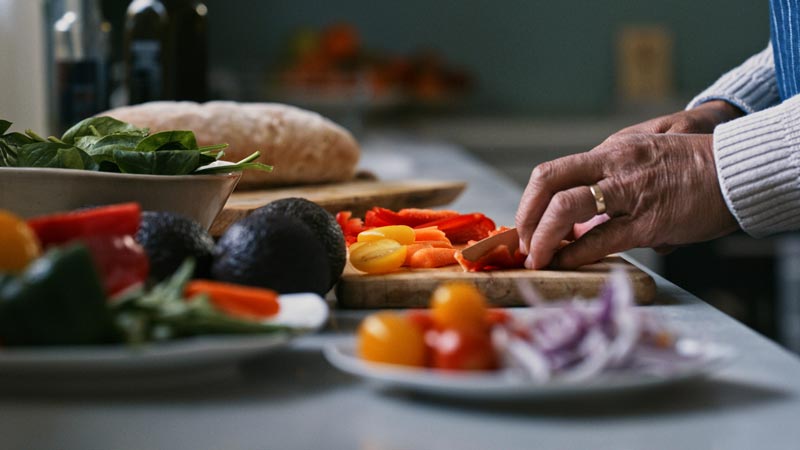 وبسایت بپزیم مرجع راهنمای زندگی سالم
