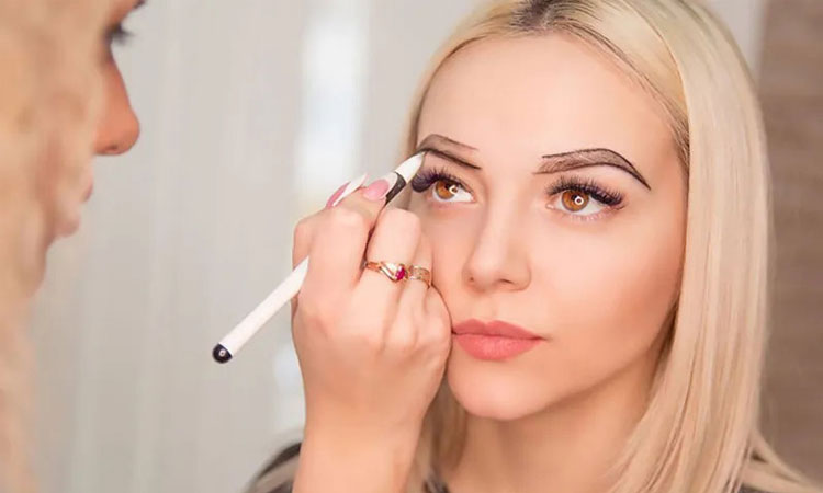 فرق فیبروز ابرو با میکروبیلدینگ