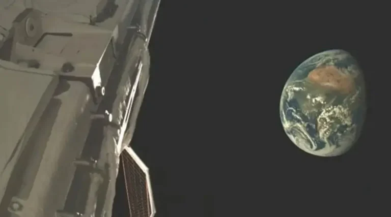 تصویری از فضاپیمای اسرارآمیز X-37B در مدار زمین منتشر شد