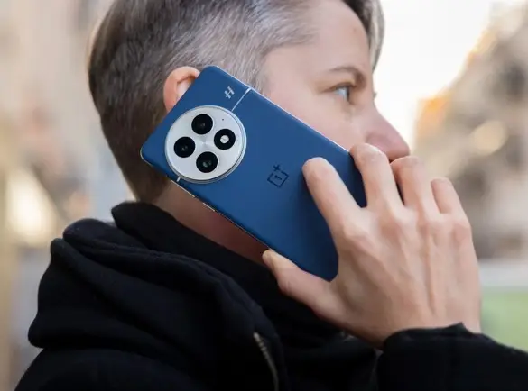 بررسی OnePlus 13
