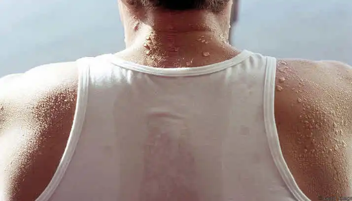 چرا بدن انسان عرق می‌کند؟ نگاهی علمی به نقش عرق در سم‌زدایی و تنظیم دما