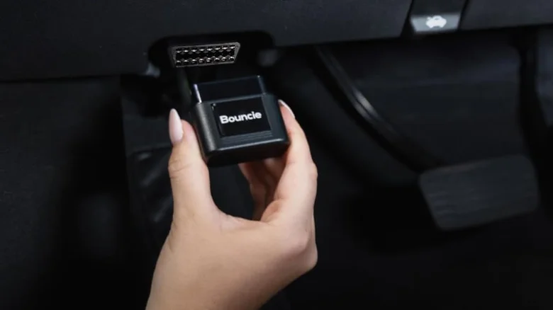 ردیاب GPS خودرو با اپلیکیشن موبایل