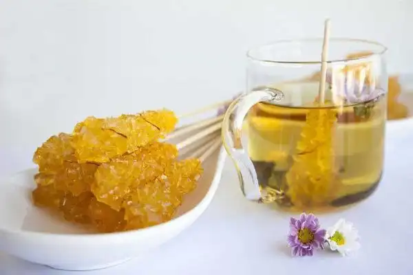 خوردن چای سبز یا نبات برای لاغری