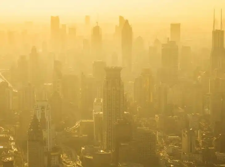 Why does air pollution suddenly increase on some days?
