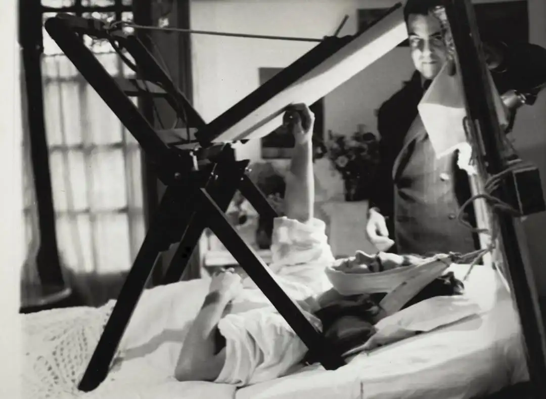 چگونه بیماری، رنج و هنر، زندگی فریدا کالو را شکل داد؟ | How Illness, Pain, and Art Shaped Frida Kahlo’s Life